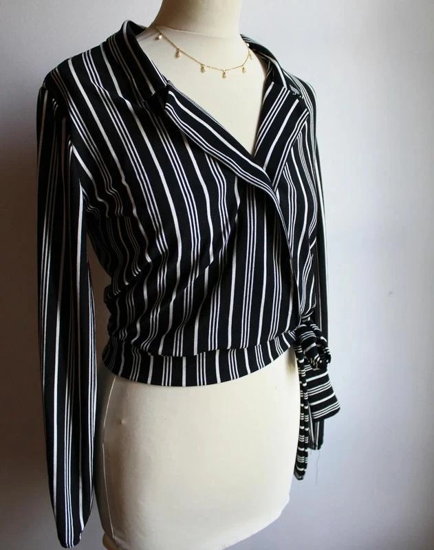 Black and white striped wrap blouse Jennyfer – photo 2